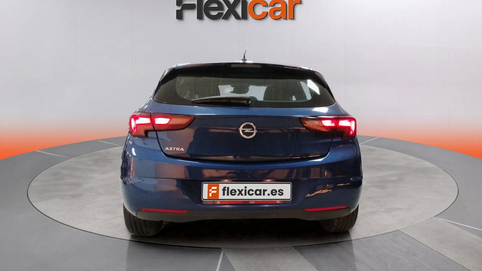 https://cdn-flexicar.caraffinity.it/public_appraisal_images_pro/images/stock/184689/ytRKTG7BtR__5802LHV_bffafbd12b6d4b438426c5f35850d685_Exterior_4.jpg.jpg