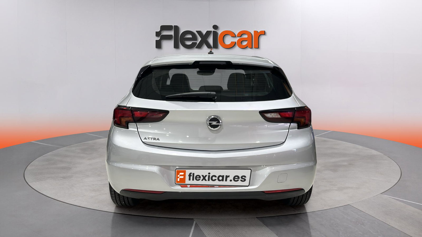 https://cdn-flexicar.caraffinity.it/public_appraisal_images_pro/images/stock/184690/jTufq16If5__img-4c21df3a-cc10-4e53-a29b-64835bd3116e.jpeg