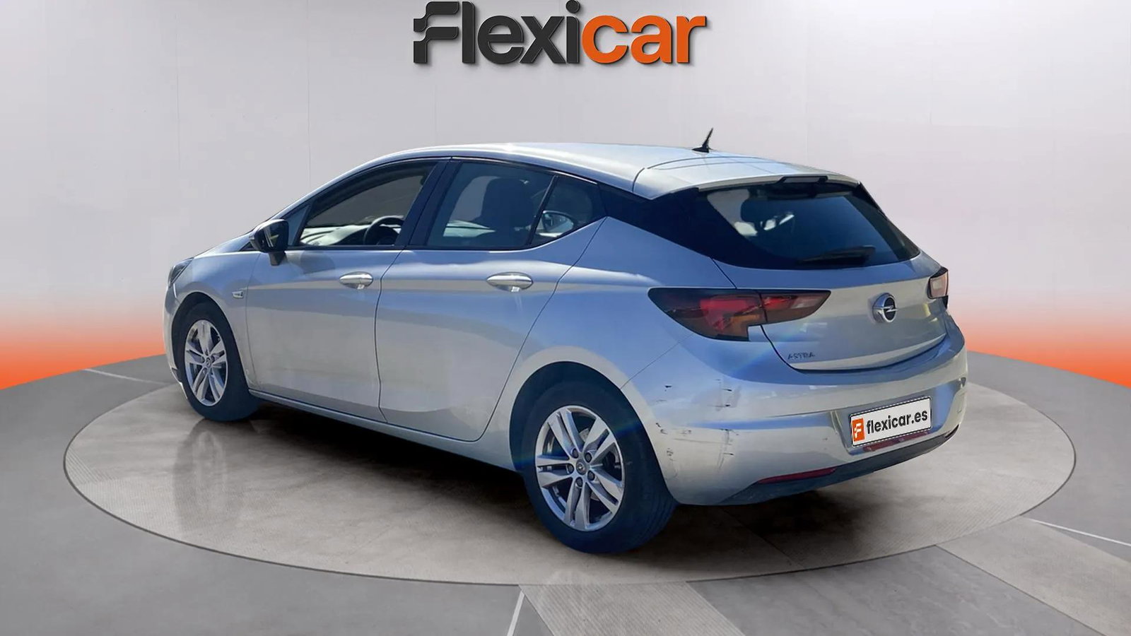 https://cdn-flexicar.caraffinity.it/public_appraisal_images_pro/images/stock/185075/RKfsZKQOyv__0037LHW_c7ab18e550cf456e8a884fbf18338877_Exterior_3.jpeg.jpg