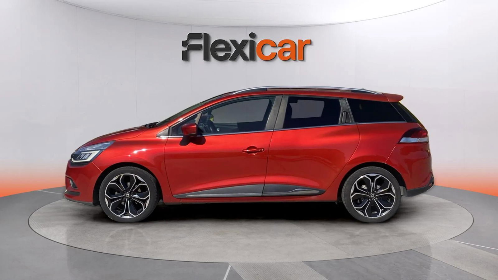 https://cdn-flexicar.caraffinity.it/public_appraisal_images_pro/images/stock/185135/Lw3tAEDDlP__1723KNM_e3f6564615aa4eeaa8ec460867a03563_Exterior_2.jpeg.jpg