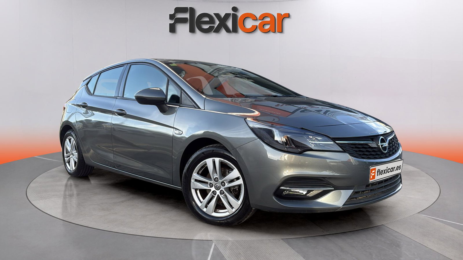 https://cdn-flexicar.caraffinity.it/public_appraisal_images_pro/images/stock/185171/OuwwBH0RUf__img-a05cf038-1758-4efc-9048-e91f6e69c50e.jpeg?format=jpeg