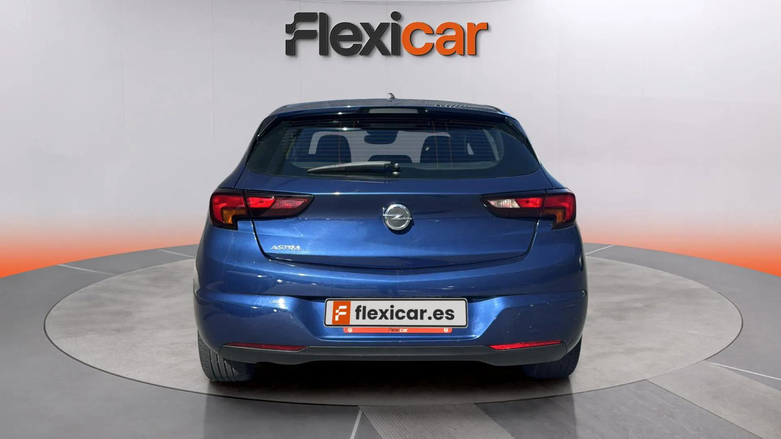 https://cdn-flexicar.caraffinity.it/public_appraisal_images_pro/images/stock/186245/5ihzggFZKA__1399LHW_868f69d986664260a5f24edf7c7ad878_Exterior_4.jpeg.jpg