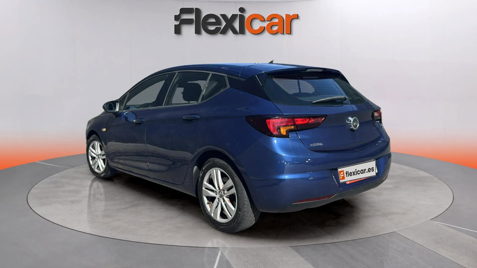 https://cdn-flexicar.caraffinity.it/public_appraisal_images_pro/images/stock/186245/BB3siagHOG__1399LHW_868f69d986664260a5f24edf7c7ad878_Exterior_3.jpeg.jpg