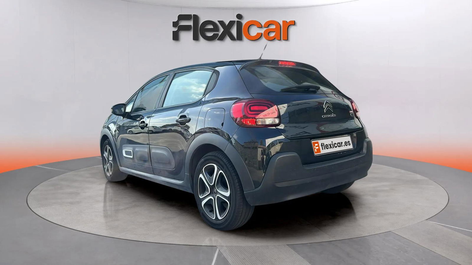https://cdn-flexicar.caraffinity.it/public_appraisal_images_pro/images/stock/186924/FTUSY2ihwg__hh_dfccd676d8124ae78ccf52af8421cb38_Exterior_3.jpeg.jpg