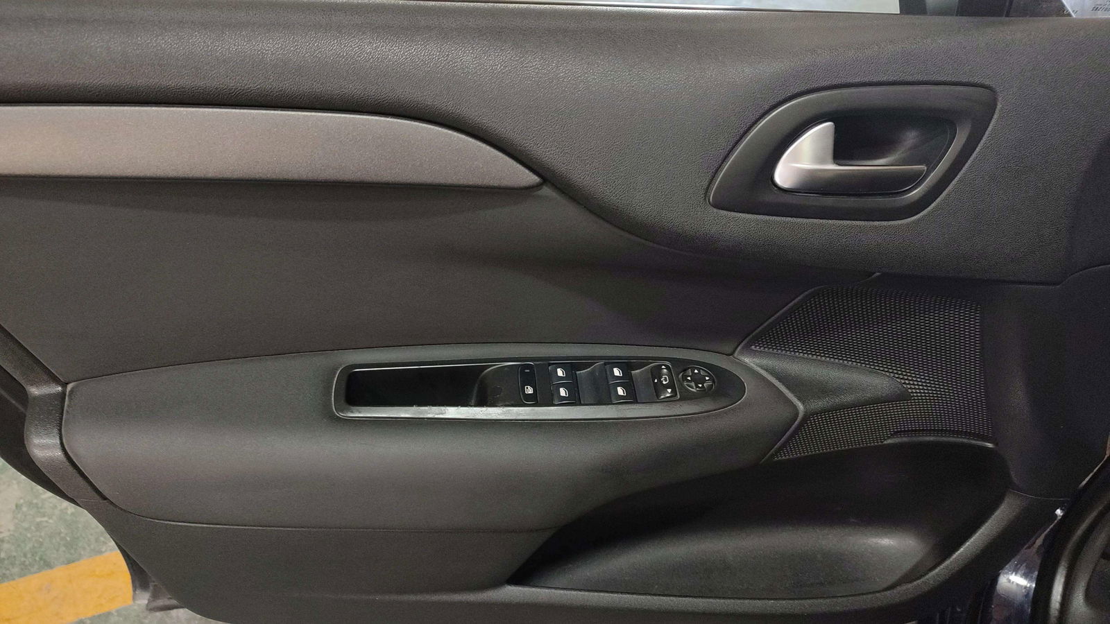 https://cdn-flexicar.caraffinity.it/public_appraisal_images_pro/images/stock/188769/mqR1gQOCfZ__4937JVW_34073eb77e784149b97b52e372d8c046_Interior_7.jpg.jpg