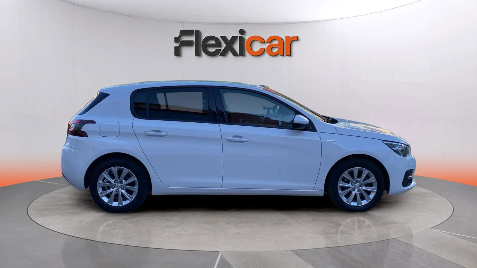 https://cdn-flexicar.caraffinity.it/public_appraisal_images_pro/images/stock/189295/QJ15sgW2aY__8054KSV_da263712e404452ea2b7355aba8ff68a_Exterior_6.jpeg.jpg
