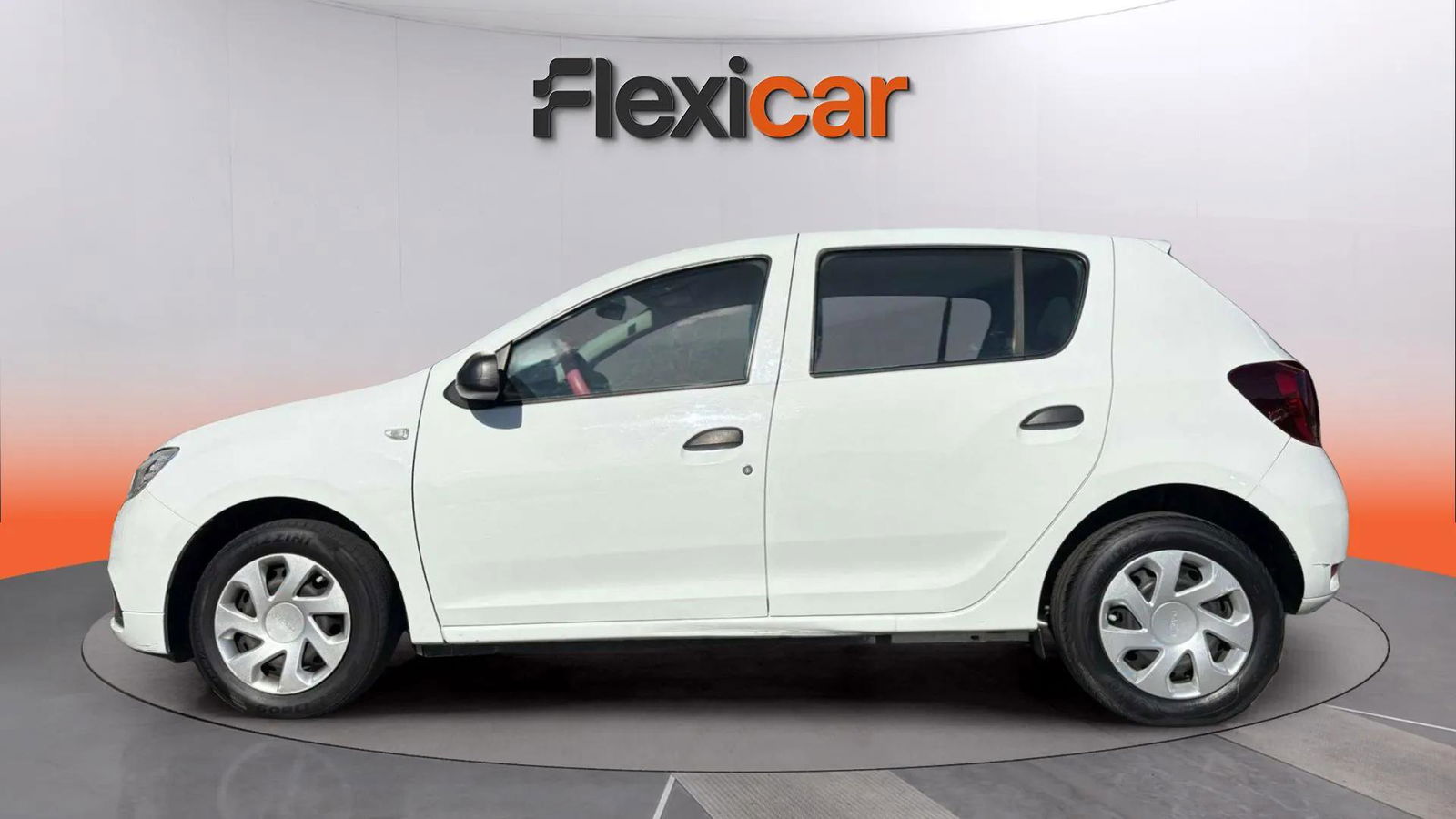 https://cdn-flexicar.caraffinity.it/public_appraisal_images_pro/images/stock/189473/Jnk3mObG2H__IMG-20250924-WA0099.jpg
