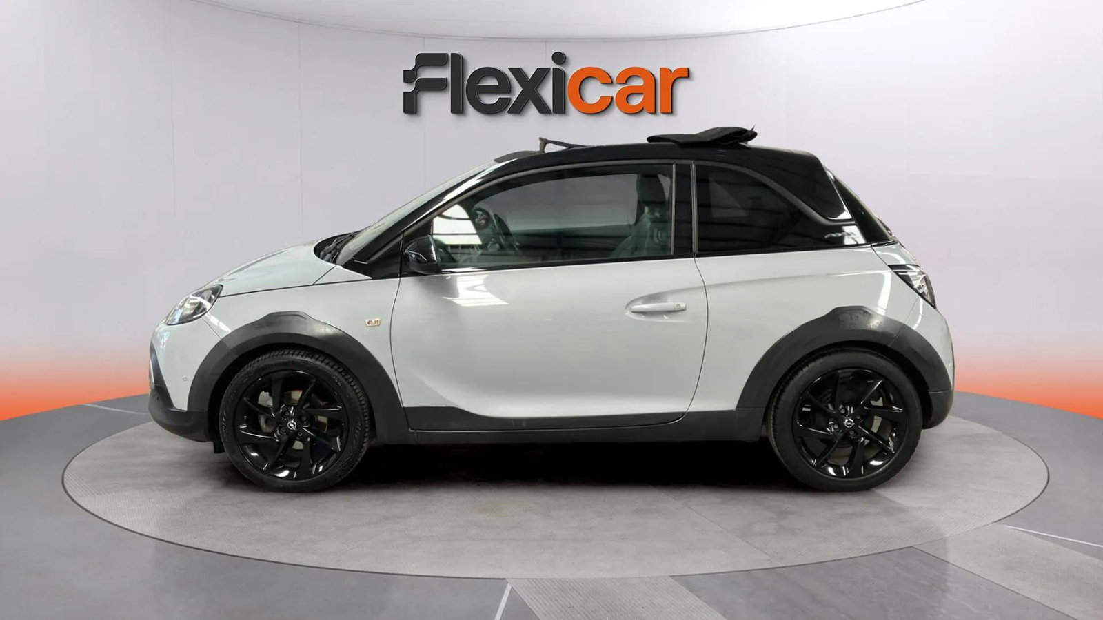 https://cdn-flexicar.caraffinity.it/public_appraisal_images_pro/images/stock/193622/nb6qOaapvF__0245KPM_b25d7fc7d58346a484ffc7f9933ede11_Exterior_5.jpeg.jpg