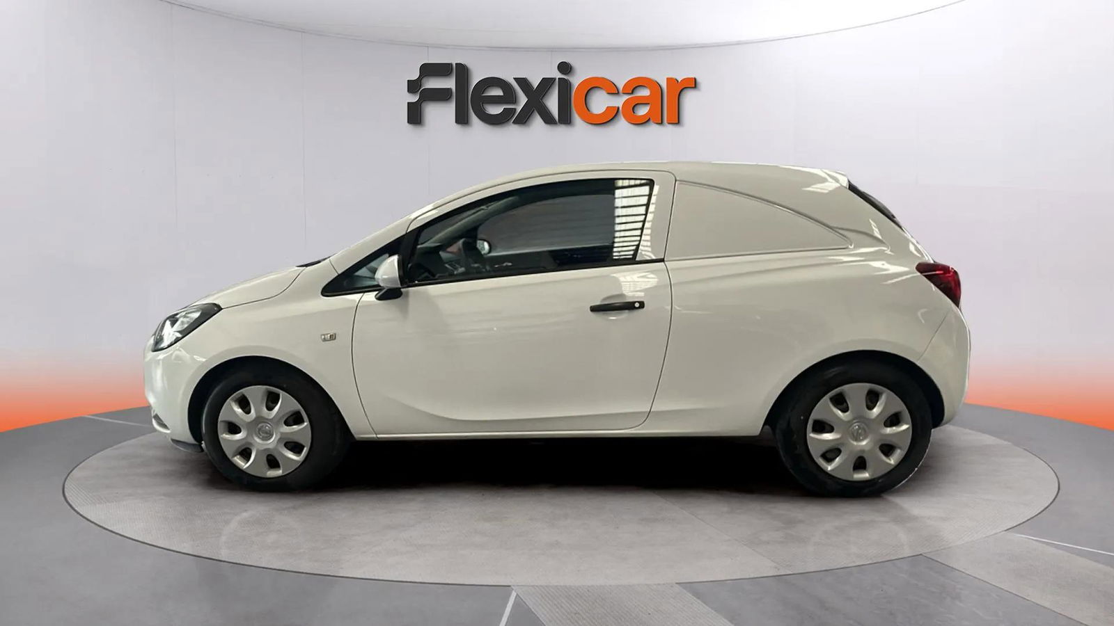 https://cdn-flexicar.caraffinity.it/public_appraisal_images_pro/images/stock/193766/b5b6V8ZJD5__9576KLL_d03c53ea1e45425694d99b482a8a6f1b_Exterior_2.jpeg.jpg