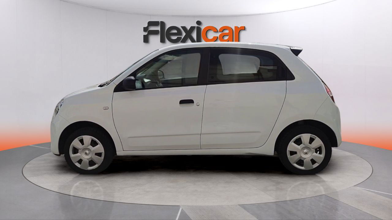 https://cdn-flexicar.caraffinity.it/public_appraisal_images_pro/images/stock/195059/vt24DOTtrX__7922f465-99e6-472f-a177-a924e1a58f17.jpg
