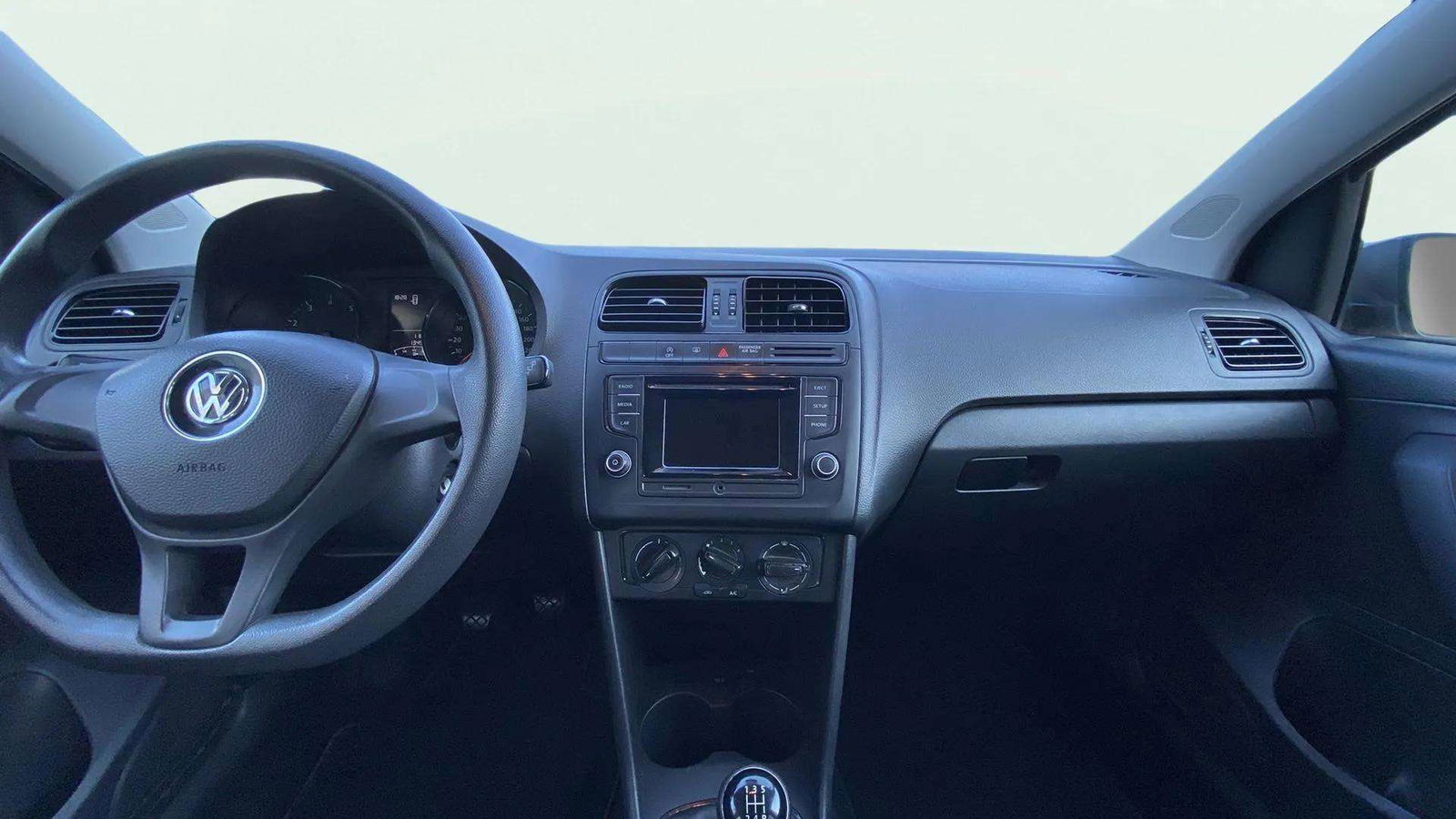 https://cdn-flexicar.caraffinity.it/public_appraisal_images_pro/images/stock/195065/9drqSRPZLz__6823JWW_884c36dd9fd74e32ab96a6101d64ab23_Interior_7.jpeg.jpg
