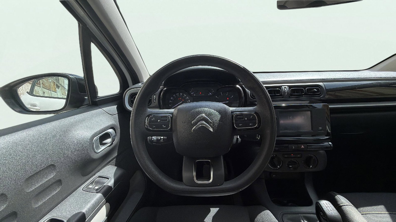 https://cdn-flexicar.caraffinity.it/public_appraisal_images_pro/images/stock/198029/EQDIyfVoql__img-6c6b98c3-20f3-46a2-bd7d-96f43bd8eda8.jpeg