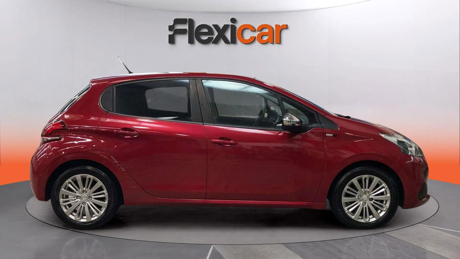 https://cdn-flexicar.caraffinity.it/public_appraisal_images_pro/images/stock/202690/Ad8REt8zxj__IMG-20251022-WA0407.jpg