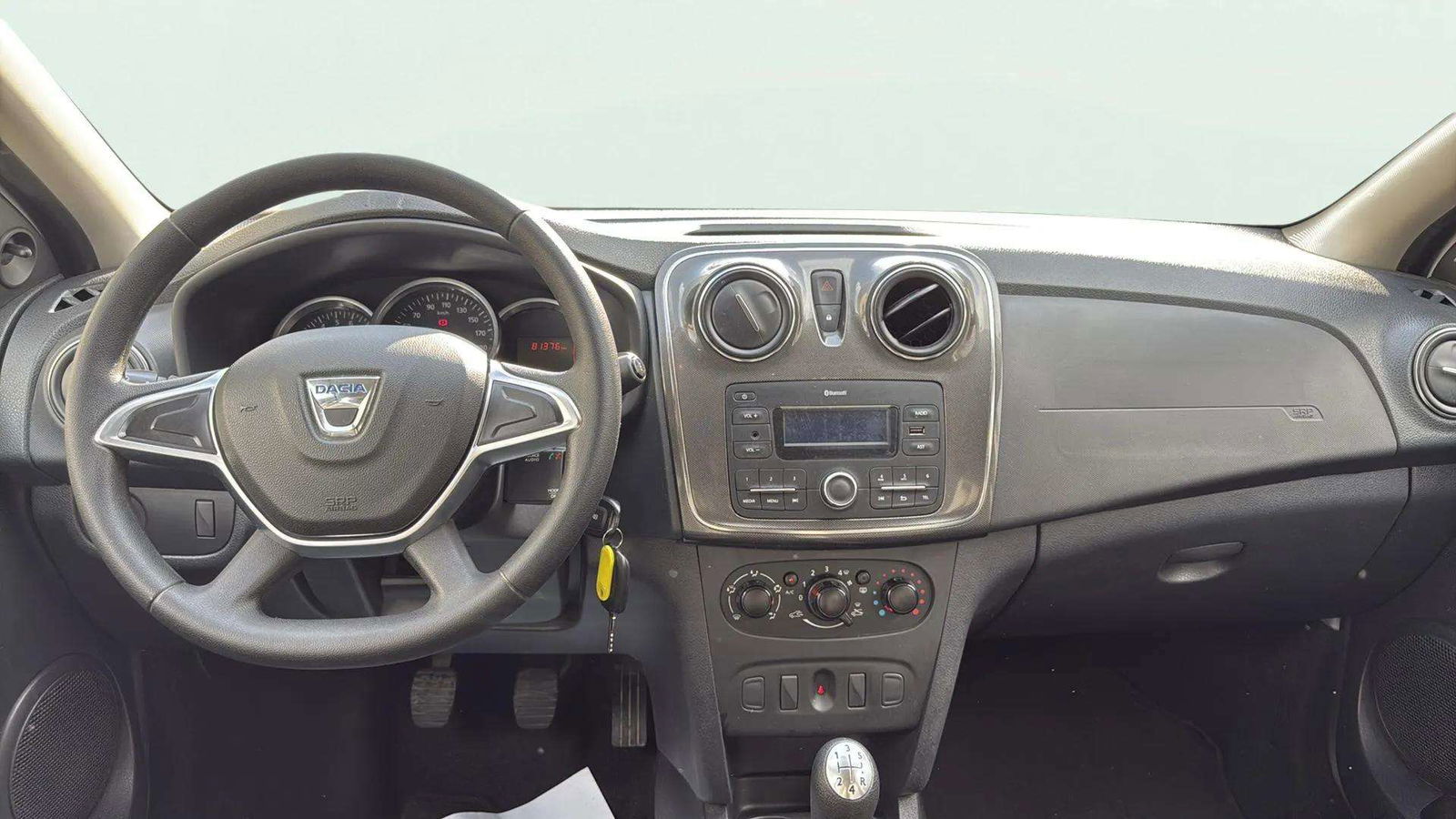 https://cdn-flexicar.caraffinity.it/public_appraisal_images_pro/images/stock/205887/E360g37xj8__5134KRZ_9571092d36a94575bb535f9fa66815b0_Interior_10.jpeg.jpg