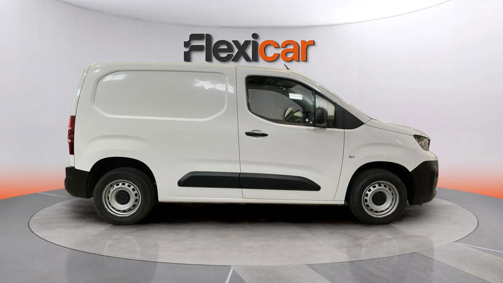 https://cdn-flexicar.caraffinity.it/public_appraisal_images_pro/images/stock/207230/xqt66AryXi__5722LLD_245fc8421c37442d8ddc690f6c53b7ff_Exterior_6.jpeg.jpg