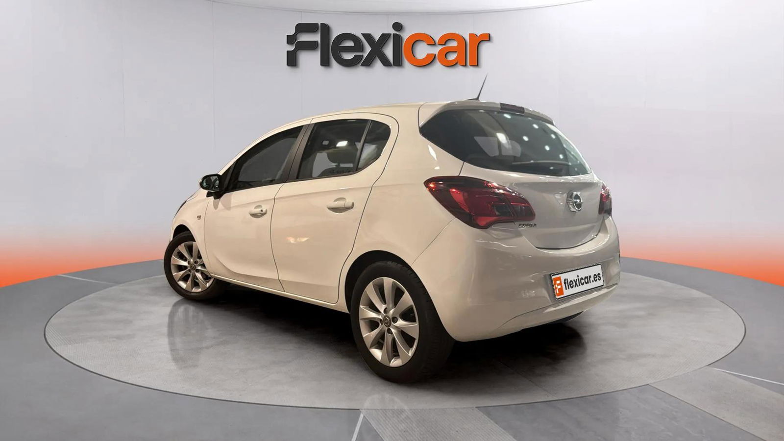 https://cdn-flexicar.caraffinity.it/public_appraisal_images_pro/images/stock/208779/PXK5CYBicD__5.jpg