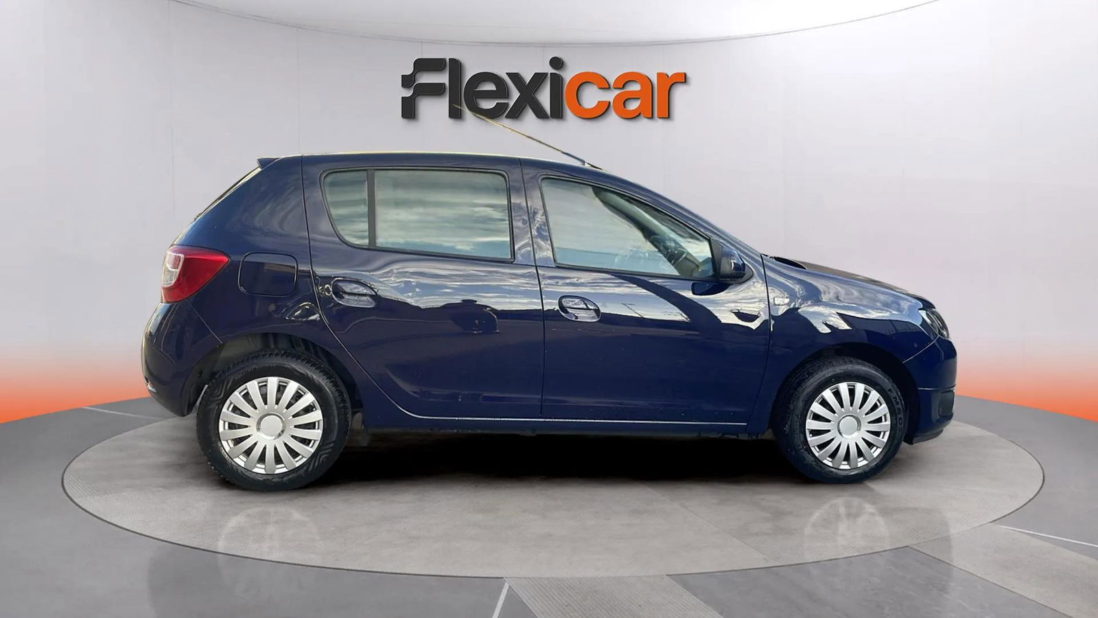 https://cdn-flexicar.caraffinity.it/public_appraisal_images_pro/images/stock/208978/yZE74S9N9g__9270NFY_fb63c65c23a14fbc9d208d14706f1f82_Exterior_6.jpeg.jpg