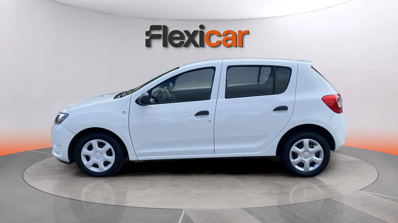 https://cdn-flexicar.caraffinity.it/public_appraisal_images_pro/images/stock/209456/2gVtRI8lJz__5264JLR_e205d1c239f24fc291eae7306812a981_Exterior_2.jpeg.jpg