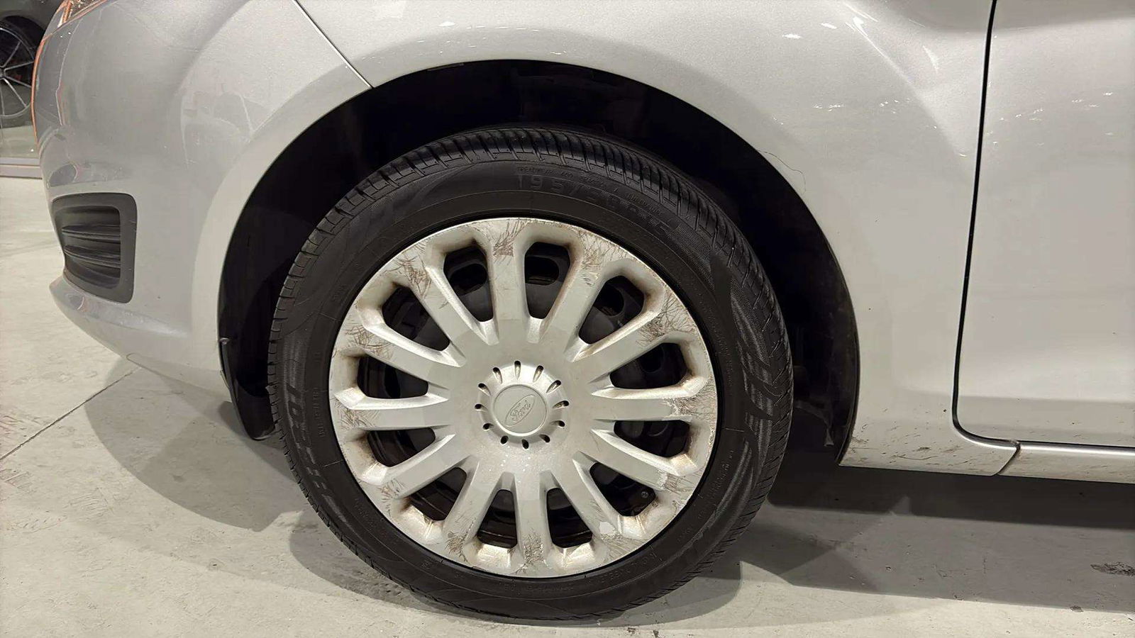 https://cdn-flexicar.caraffinity.it/public_appraisal_images_pro/images/stock/211833/7bjWI2as9I__9634JYS_5ce6df45fd4849aca5f3d1c582ec2a6c_Miscellaneous_17.jpeg.jpg