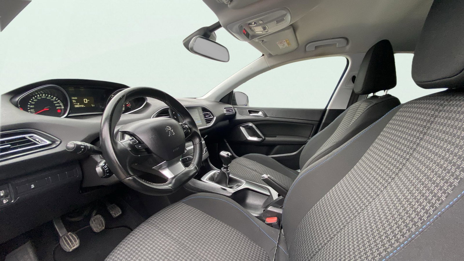 https://cdn-flexicar.caraffinity.it/public_appraisal_images_pro/images/stock/216263/s0v4gutNco__img-56c9254e-98e8-40d6-bd2f-9217a222a71b.jpeg