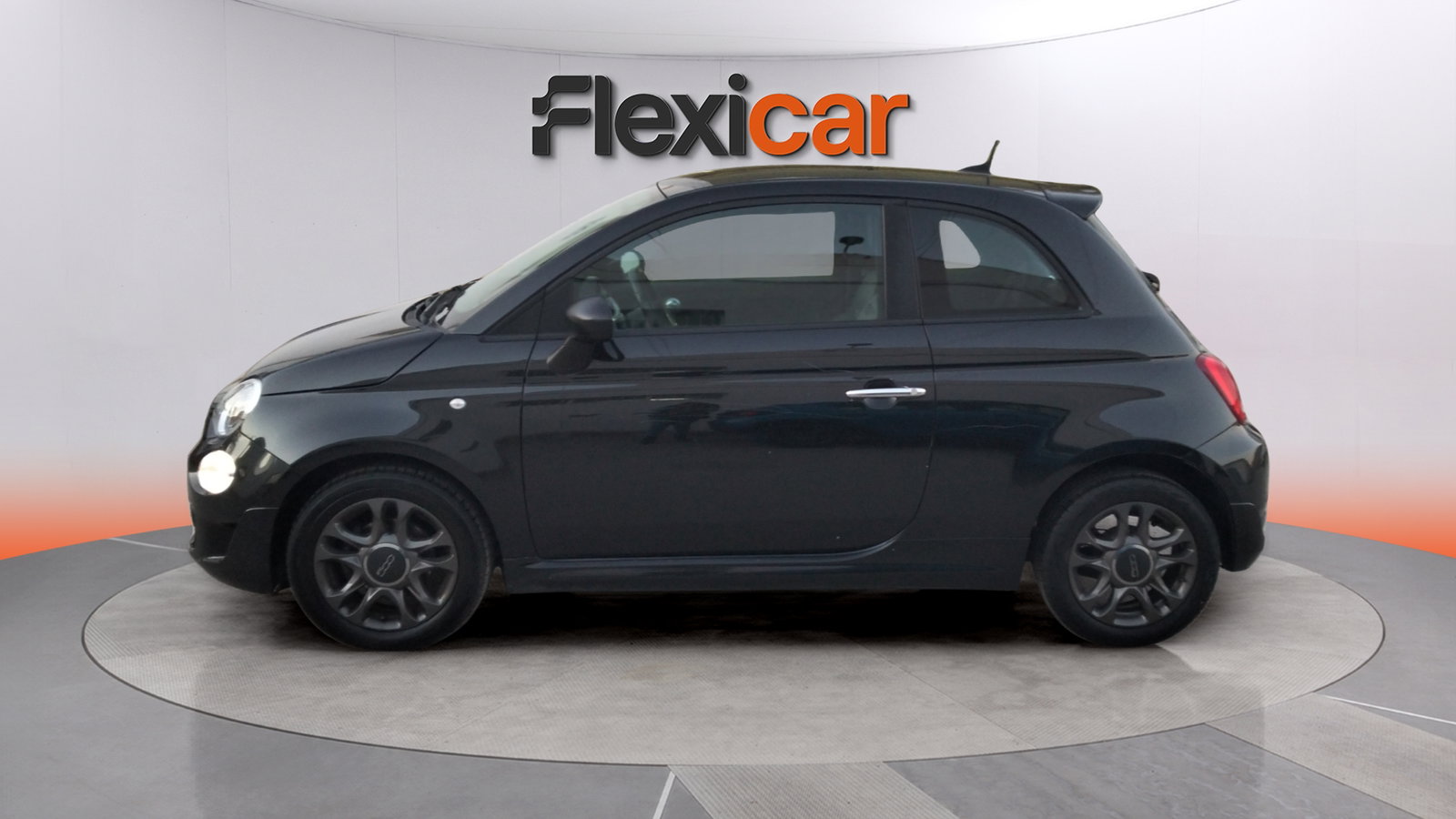 https://cdn-flexicar.caraffinity.it/public_appraisal_images_pro/images/stock/217101/4kPobezP8W__img-478c94dc-3239-435e-98c8-664fdbcf66ca.jpeg