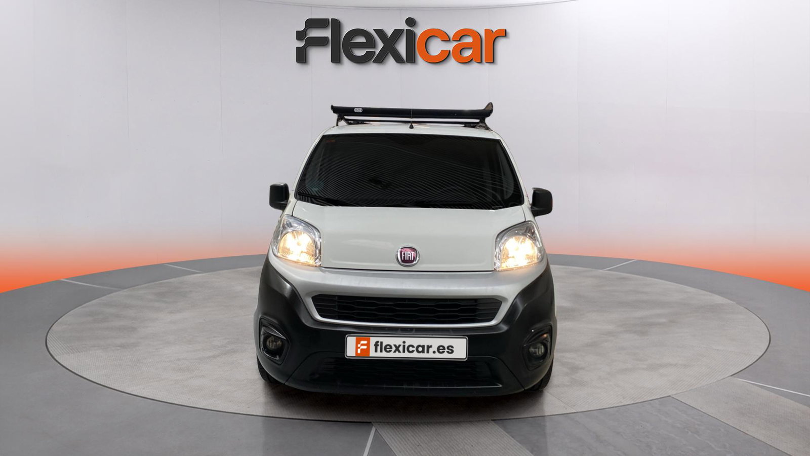 https://cdn-flexicar.caraffinity.it/public_appraisal_images_pro/images/stock/217422/EOeMczpMLF__img-27ce0a43-9b79-47aa-9fa5-39f1955ffdf8.jpeg
