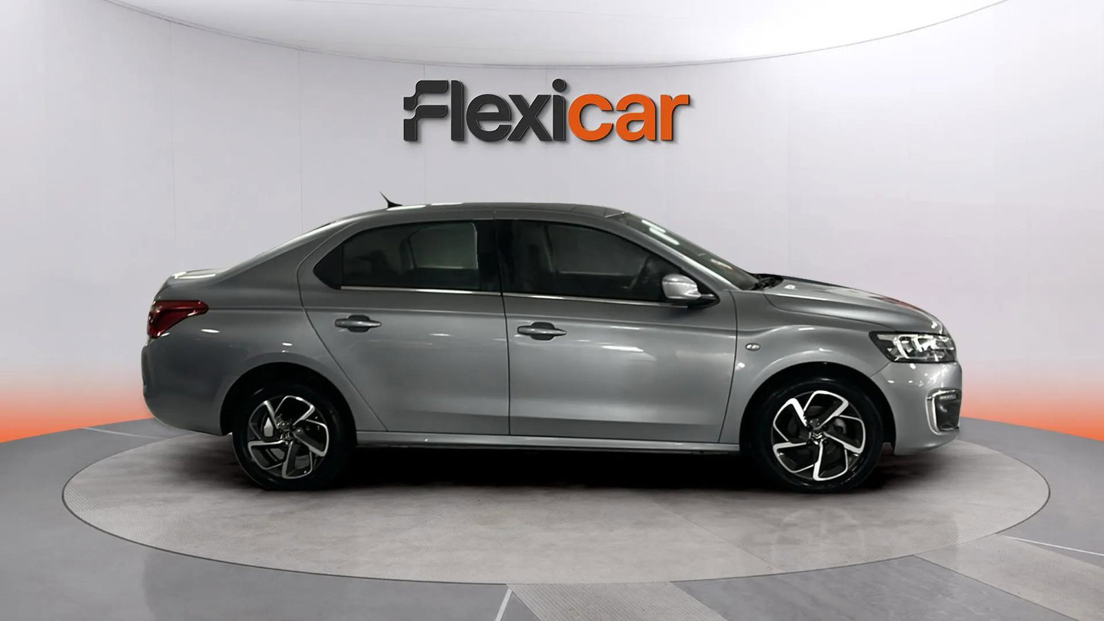 https://cdn-flexicar.caraffinity.it/public_appraisal_images_pro/images/stock/217916/SKm7Z5ChZS__9279LKL_db128ae1f91b442596f561bf2c5628d9_Exterior_6.jpeg.jpg