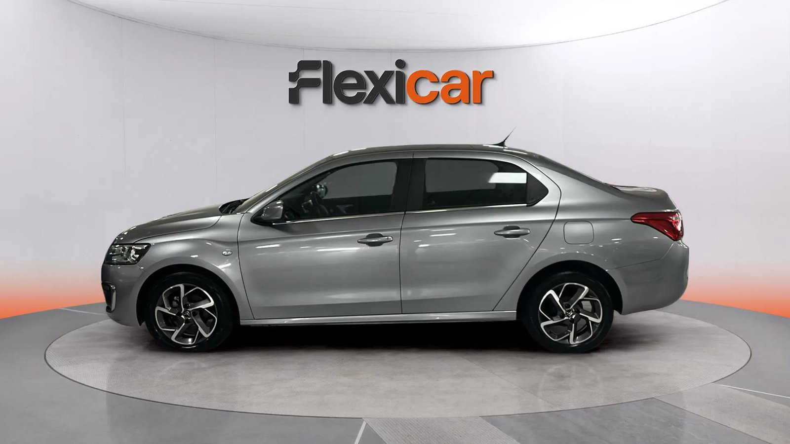 https://cdn-flexicar.caraffinity.it/public_appraisal_images_pro/images/stock/217916/yTvQRDO4Ue__9279LKL_db128ae1f91b442596f561bf2c5628d9_Exterior_2.jpeg.jpg