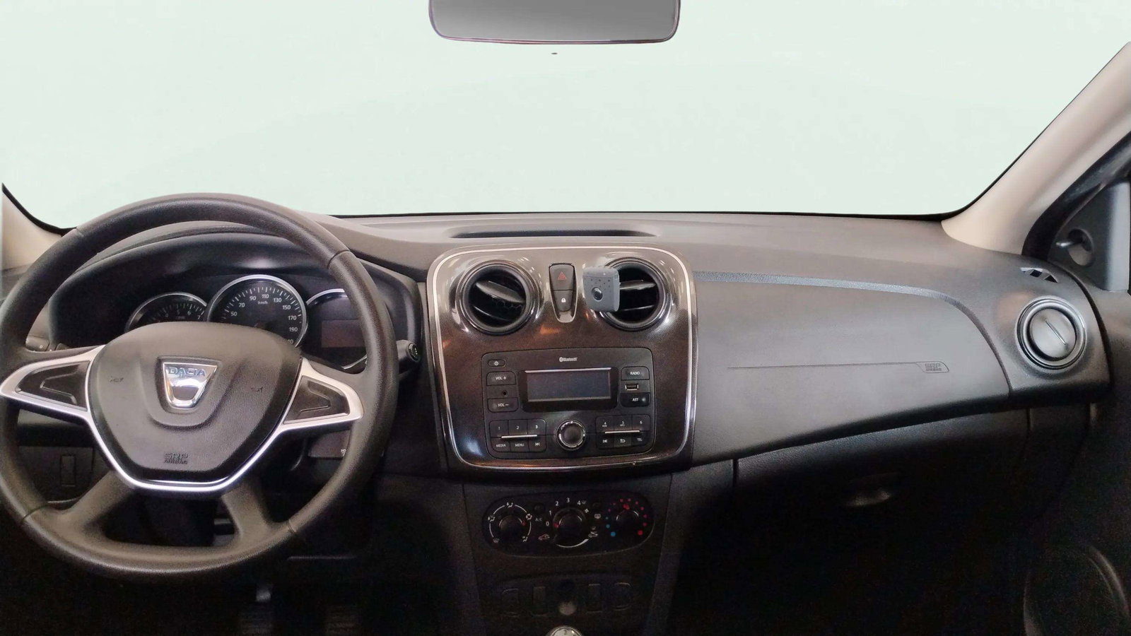 https://cdn-flexicar.caraffinity.it/public_appraisal_images_pro/images/stock/217998/DY3i67I4zN__5416KKP_e0adc877000f4126b13e6f38664095fa_Interior_9.jpg.jpg