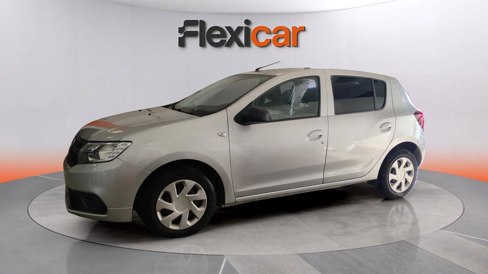 https://cdn-flexicar.caraffinity.it/public_appraisal_images_pro/images/stock/217998/KpI6BmmP0i__5416KKP_e0adc877000f4126b13e6f38664095fa_Exterior_2.jpg.jpg