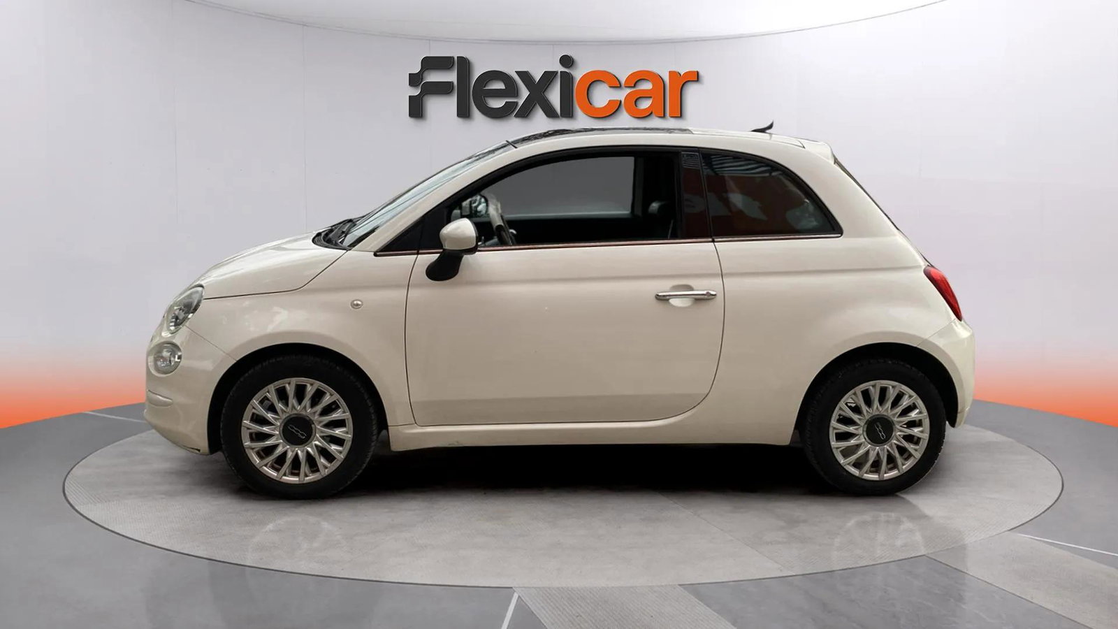 https://cdn-flexicar.caraffinity.it/public_appraisal_images_pro/images/stock/220050/yl8pfnjitb__1_2_Exterior_2825LBY_d5757421047547b4975c51f072325c6f_Exterior_2.jpeg.jpg