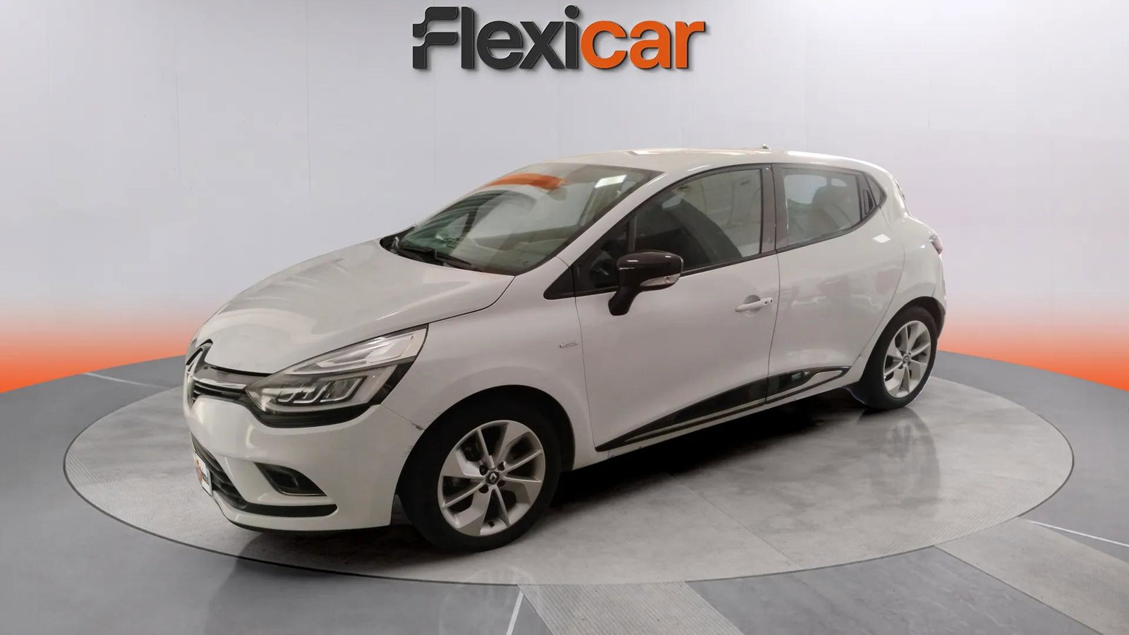 https://cdn-flexicar.caraffinity.it/public_appraisal_images_pro/images/stock/223142/ReUd1Hz0pR__2418JXY_e3ba0b6254b94e61b4cc20c60de65904_Exterior_1.jpg.jpg