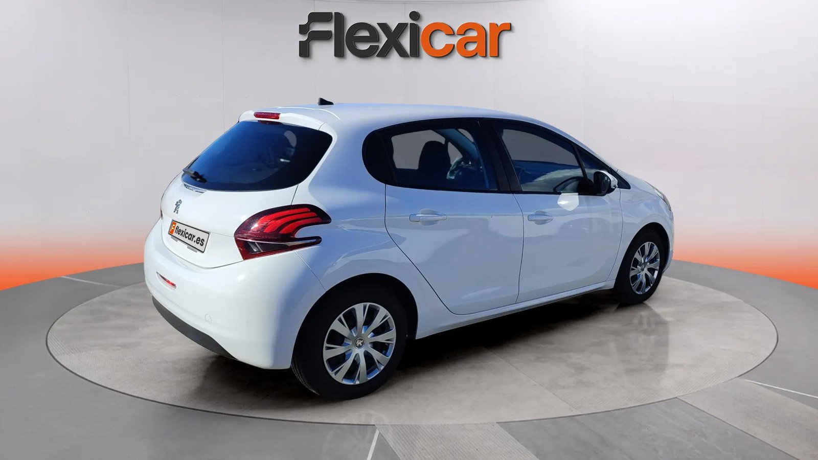 https://cdn-flexicar.caraffinity.it/public_appraisal_images_pro/images/stock/223662/qAINXzBd96__9915KXP_ac7324015335424f82b50cacdb5d5fa6_Exterior_5.jpg.jpg