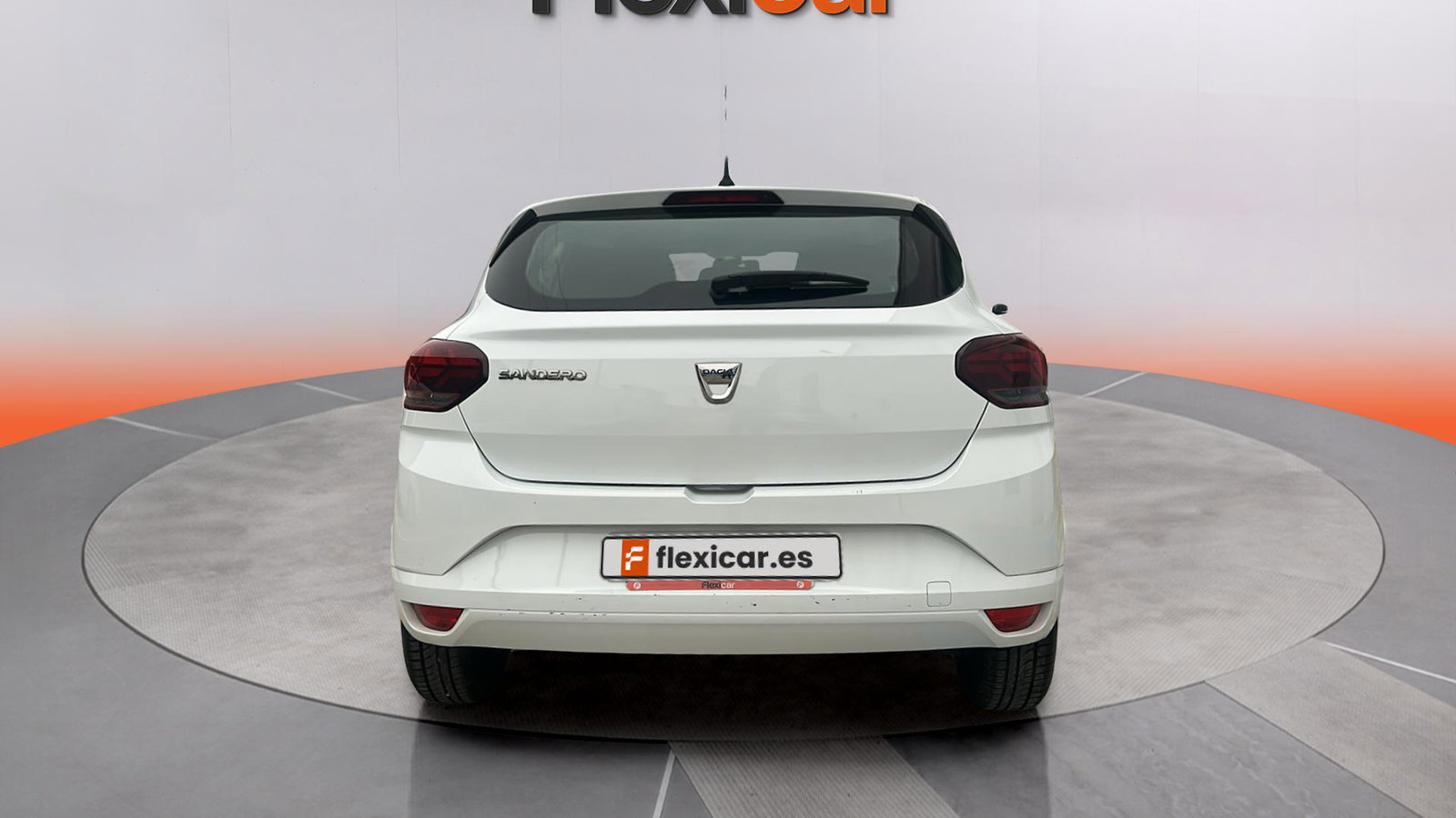 https://cdn-flexicar.caraffinity.it/public_appraisal_images_pro/images/stock/224165/QTLNeOPHKy__img-6370d9b9-3da4-46f9-9ff3-b53362892568.jpeg