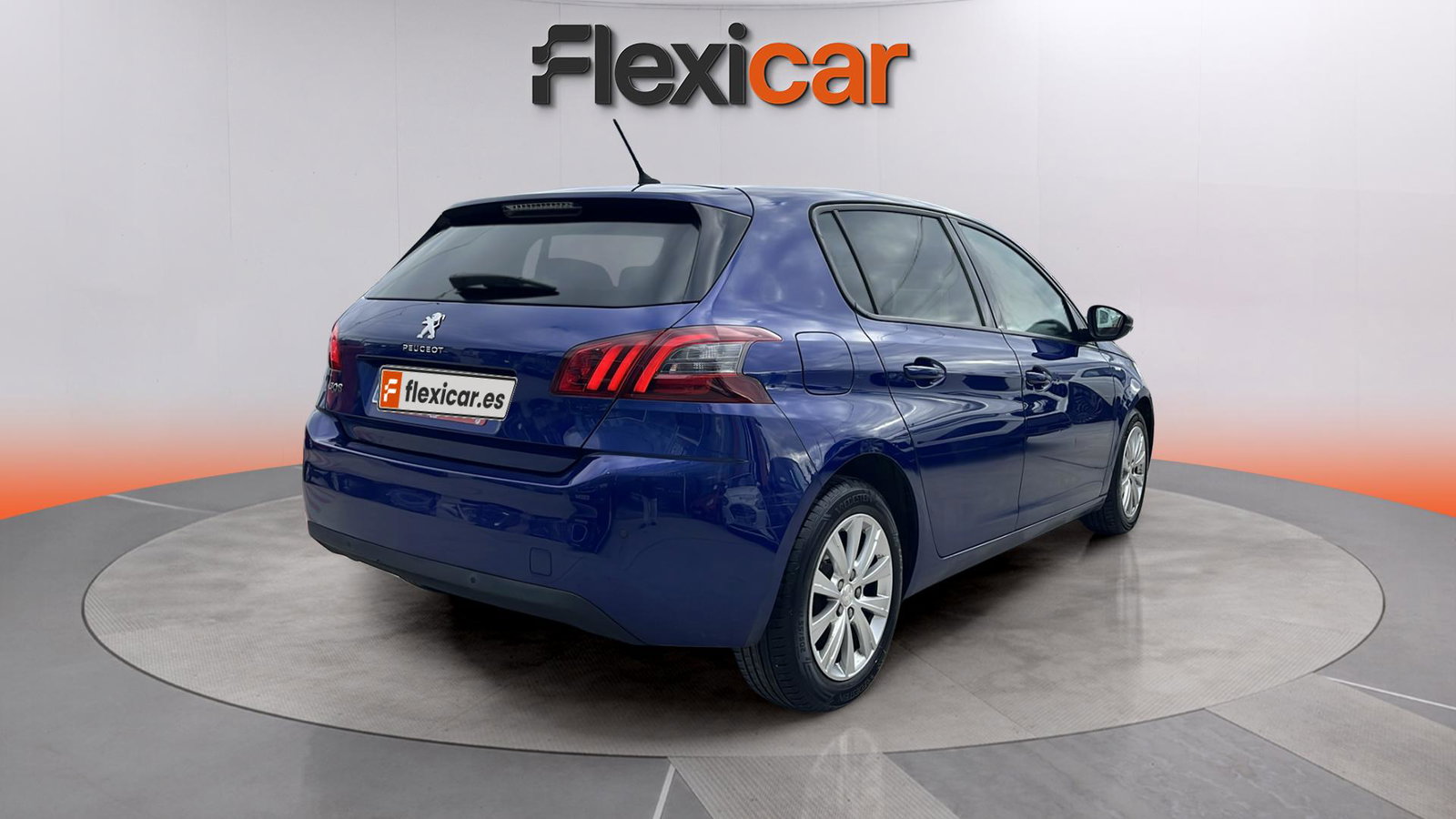 https://cdn-flexicar.caraffinity.it/public_appraisal_images_pro/images/stock/224268/Oq2VqHf1F0__img-30233c9a-288d-4979-8f2f-6aeaa263f6db.jpeg