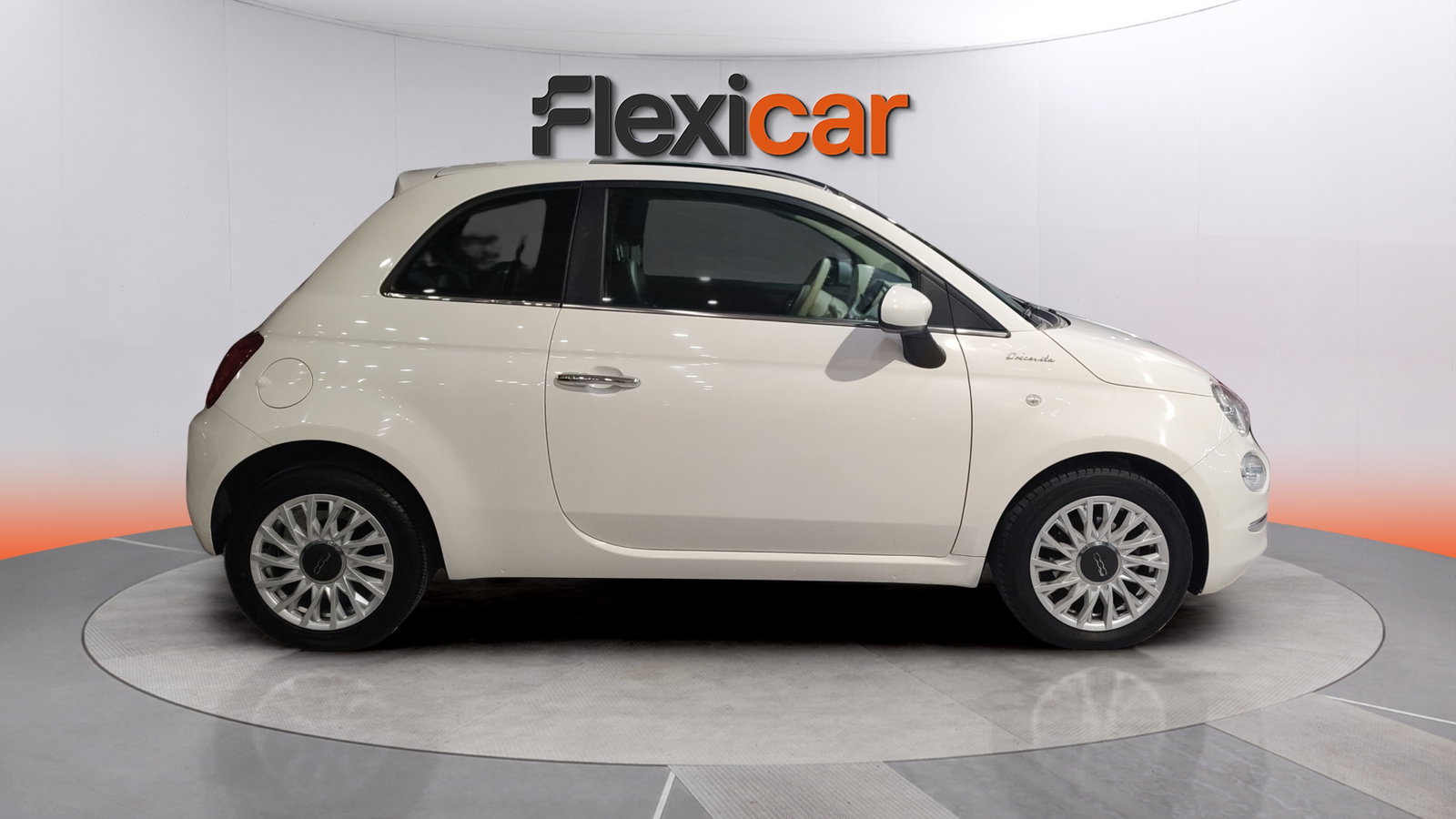https://cdn-flexicar.caraffinity.it/public_appraisal_images_pro/images/stock/227750/vqY0FXP7dE__img-d6b296c9-0743-4338-ba93-5c74677e90df.jpeg