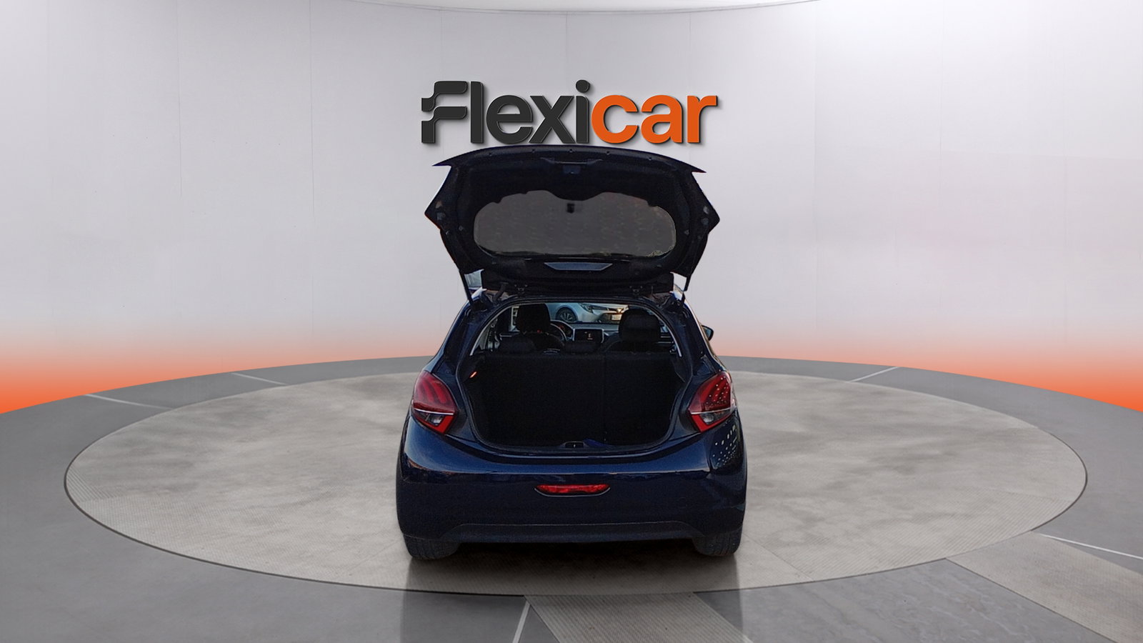 https://cdn-flexicar.caraffinity.it/public_appraisal_images_pro/images/stock/229852/d4HMeG3JMd__img-afa43e01-e465-430b-b117-49ea3724a23e.jpeg