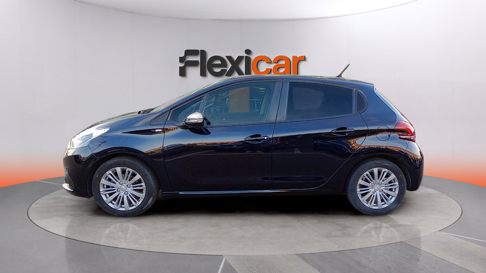 https://cdn-flexicar.caraffinity.it/public_appraisal_images_pro/images/stock/229852/z9OI3OuWj3__img-799aacab-aa3b-4dfd-9833-2c060f20d5a8.jpeg