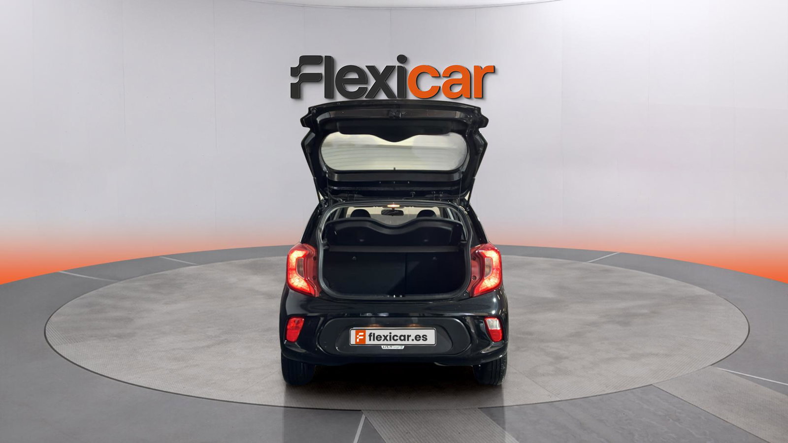 https://cdn-flexicar.caraffinity.it/public_appraisal_images_pro/images/stock/231181/MjoeO8avo0__img-07a33c0e-8b15-4b04-87da-3b57510a2640.jpeg