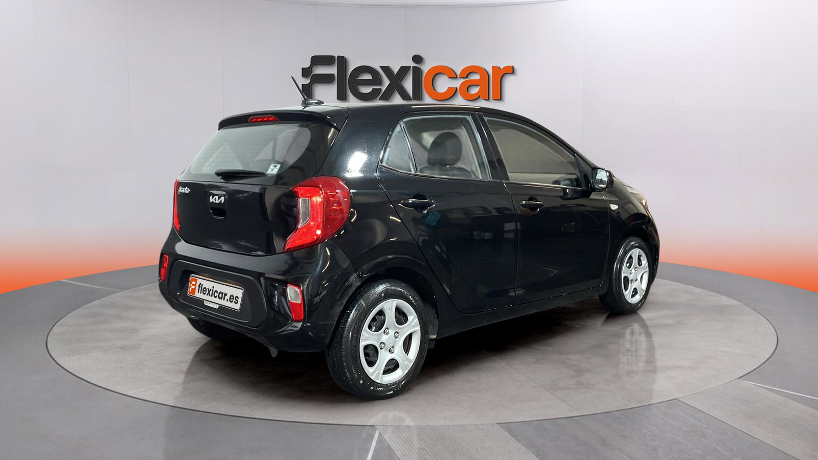 https://cdn-flexicar.caraffinity.it/public_appraisal_images_pro/images/stock/231181/XtHKh0GEHr__img-a0ed4c9b-f062-4638-bac9-d00754f7afc2.jpeg