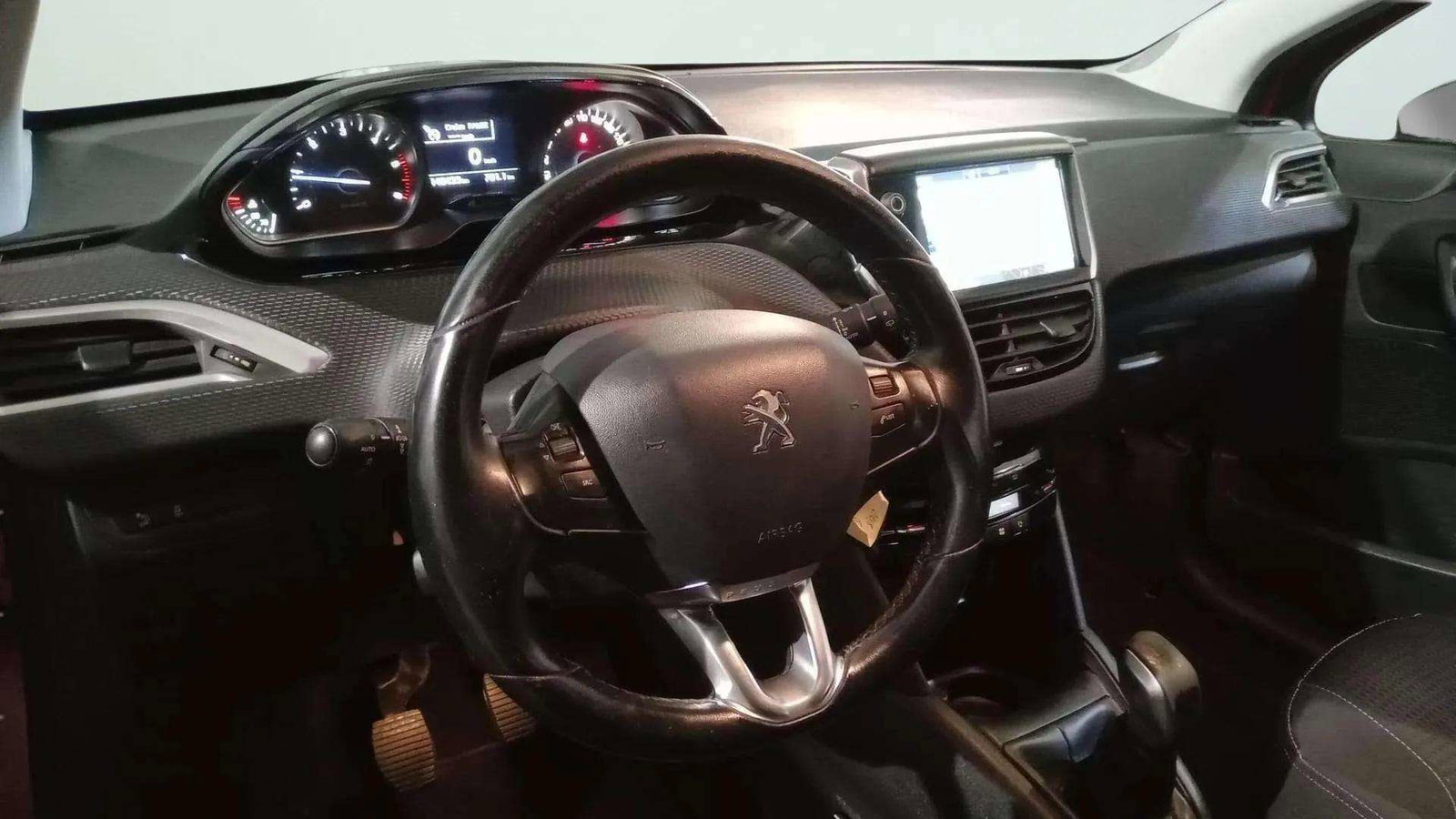 https://cdn-flexicar.caraffinity.it/public_appraisal_images_pro/images/stock/232665/1HXAiuwJrx__d5OnzEvqsb__IMG-20250317-WA0100.jpg