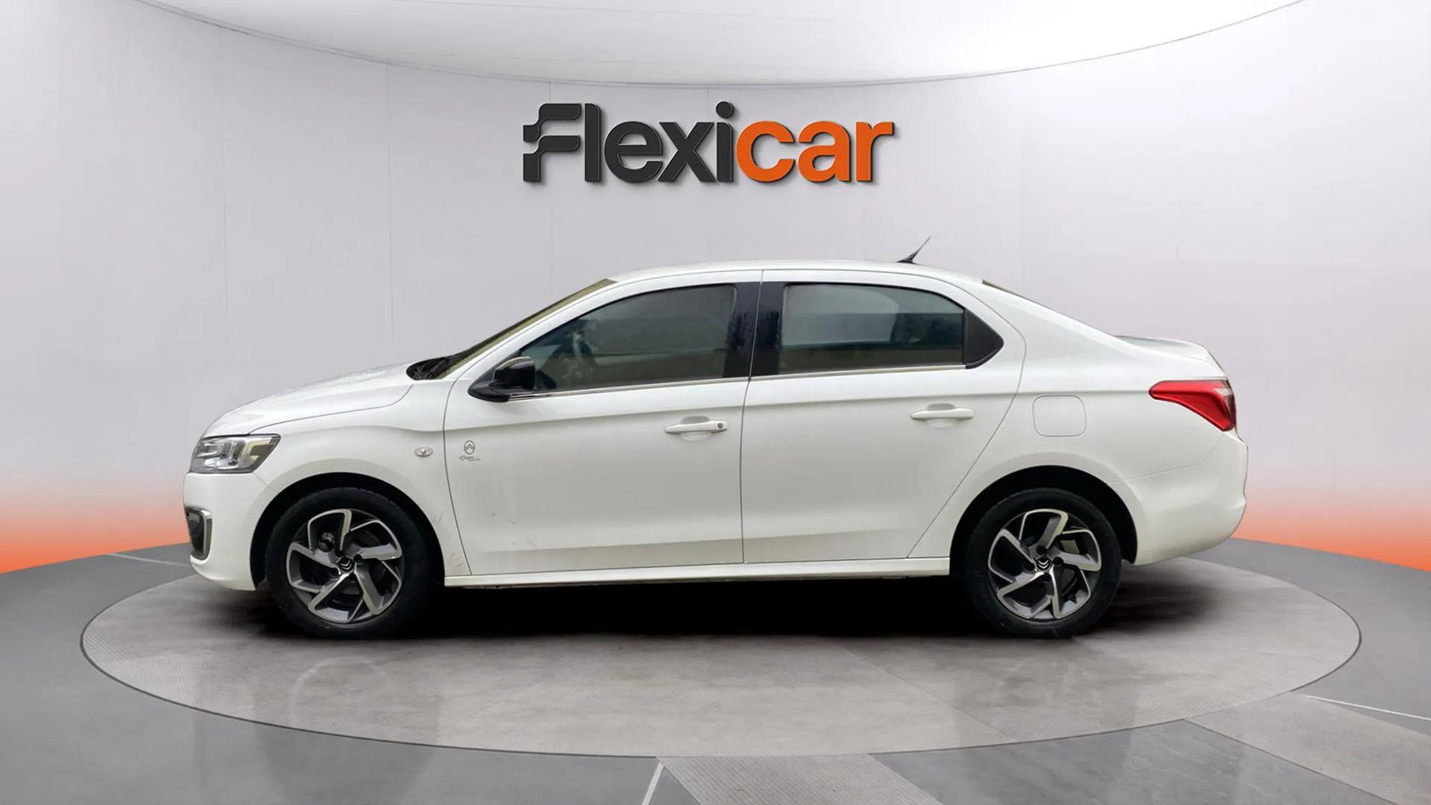 https://cdn-flexicar.caraffinity.it/public_appraisal_images_pro/images/stock/232823/XT8Prsbhc8__1176LDH_991e3033c8324d3a992251afce1908c1_Exterior_2.jpeg.jpg