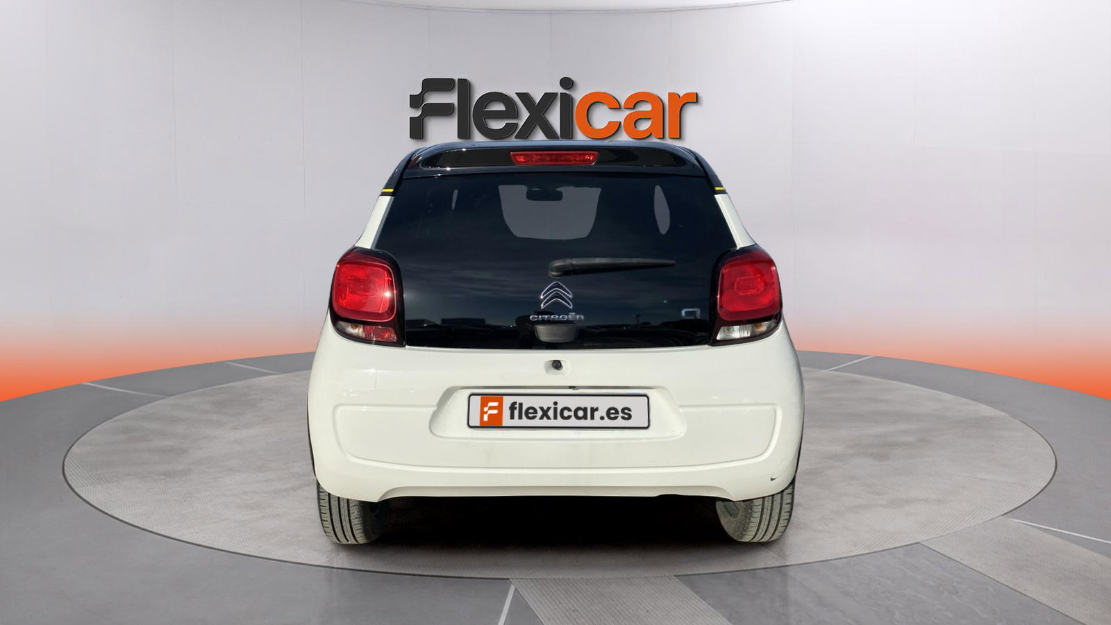 https://cdn-flexicar.caraffinity.it/public_appraisal_images_pro/images/stock/233048/Cb3uvyXCP4__img-8423b603-35bb-4b49-bed4-43bafe907805.jpeg