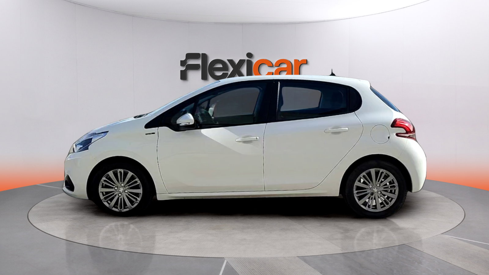 https://cdn-flexicar.caraffinity.it/public_appraisal_images_pro/images/stock/234283/DcoLwT7pjy__img-19bfc202-7971-45f4-91cf-e0d73a854976.jpeg