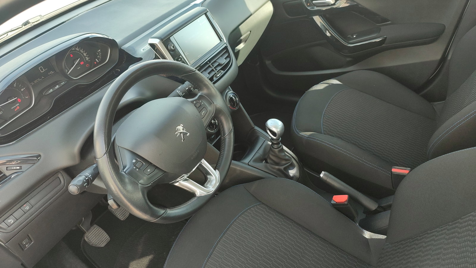 https://cdn-flexicar.caraffinity.it/public_appraisal_images_pro/images/stock/234283/hPY54ZfMsW__img-393d8c9e-df66-4899-ad0f-765415042001.jpeg