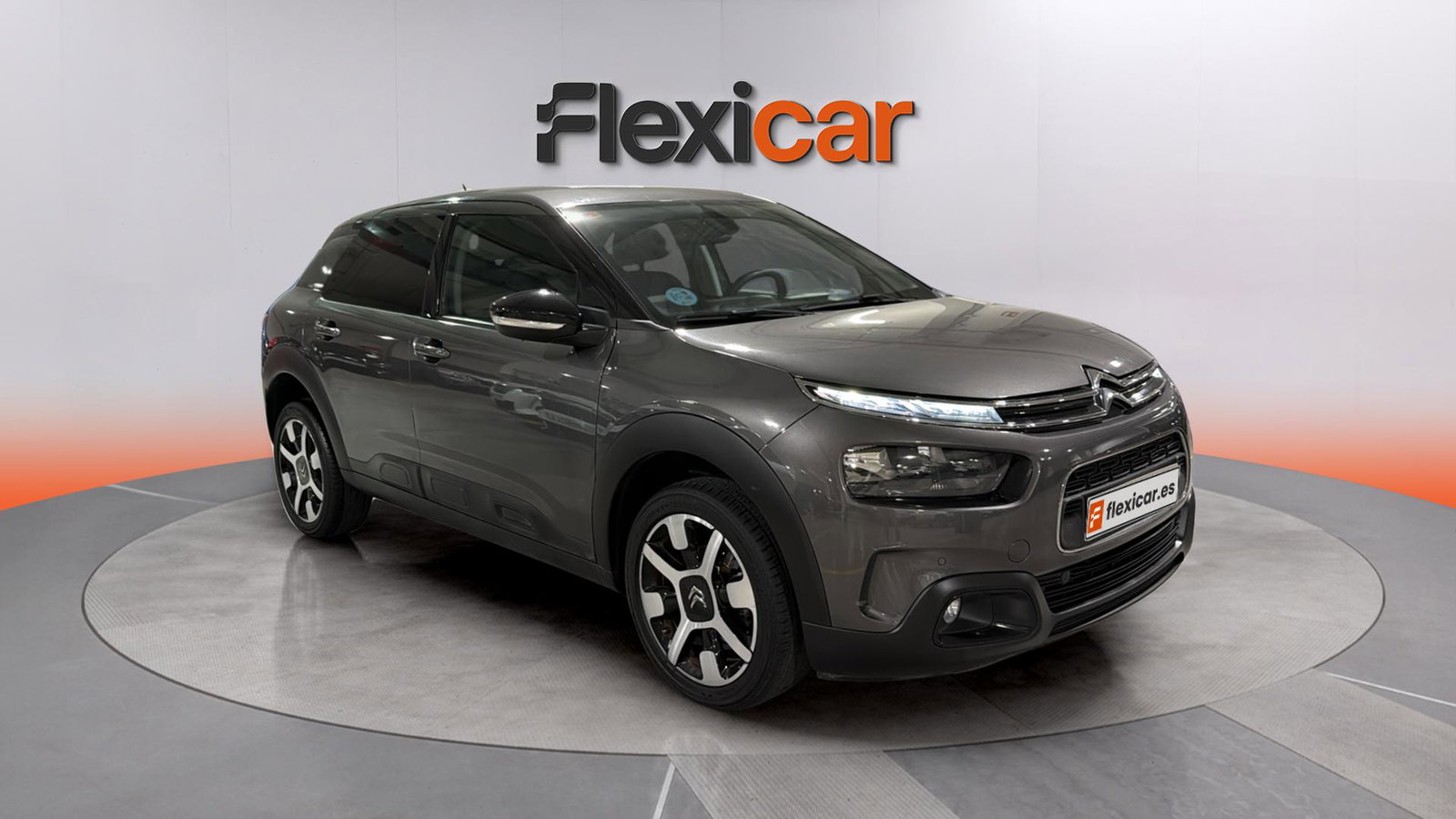 https://cdn-flexicar.caraffinity.it/public_appraisal_images_pro/images/stock/234713/iBVvHtPee9__img-f8b58192-395a-4083-bea1-010e9e1af15a.jpeg?format=jpeg