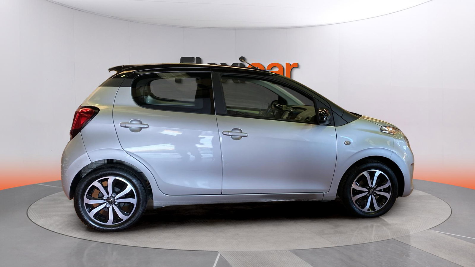 https://cdn-flexicar.caraffinity.it/public_appraisal_images_pro/images/stock/237992/sX7ETDMKZG__img-f330f1e0-4036-49ae-a562-a1e18c2ef852.jpeg