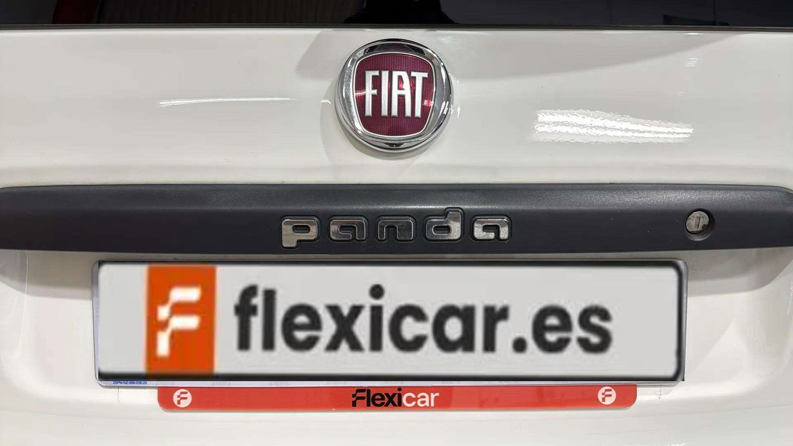 https://cdn-flexicar.caraffinity.it/public_appraisal_images_pro/images/stock/239329/VizHPt0a6Q__9.jpg