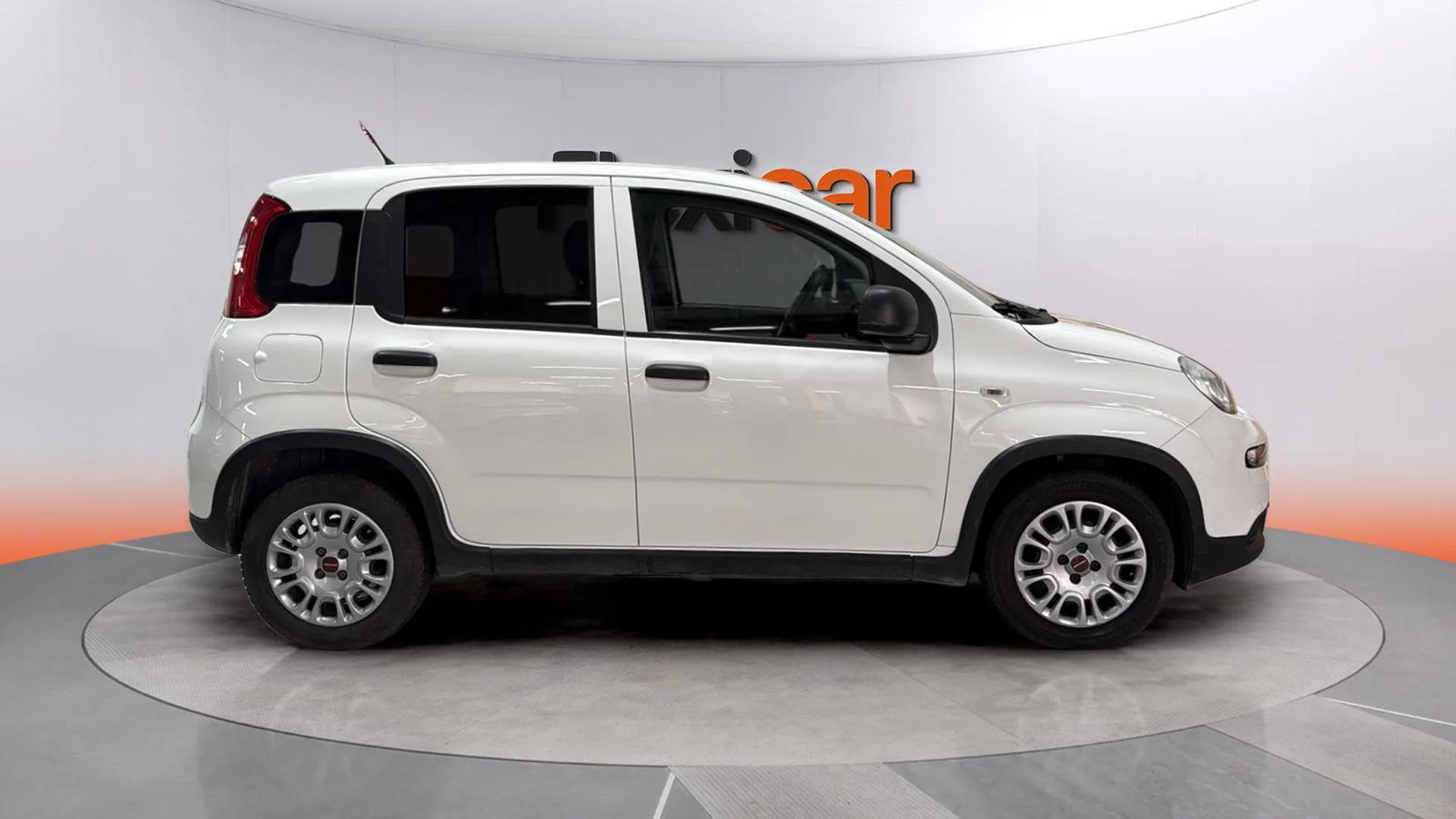 https://cdn-flexicar.caraffinity.it/public_appraisal_images_pro/images/stock/239329/gh6LM8PeiT__8.jpg