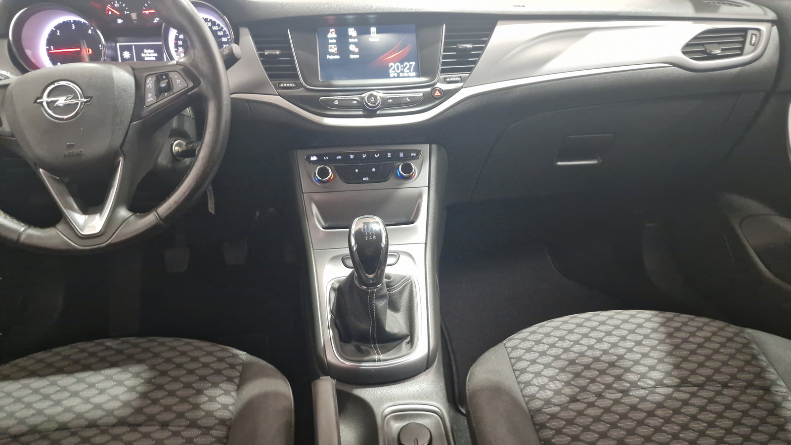 https://cdn-flexicar.caraffinity.it/public_appraisal_images_pro/images/stock/239736/kUAgRpf1LH__img-94375cfd-9e23-4a52-8b26-95efb4802bda.jpeg